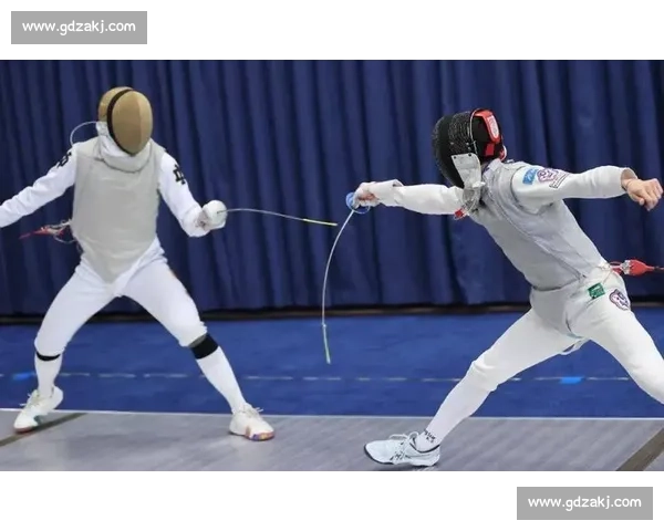 资格赛激战正酣各路强者角逐晋级荣耀之巅拼搏梦想风云再起热血沸腾 - 副本 (6) - 副本