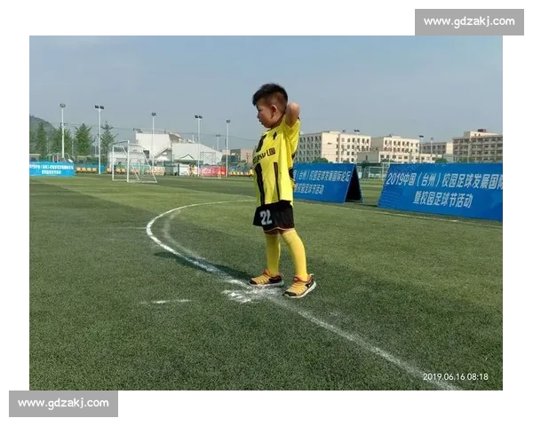 足球比赛时间解析：从开场到加时赛全程详解及其背后规则解读 - 副本 (6) - 副本