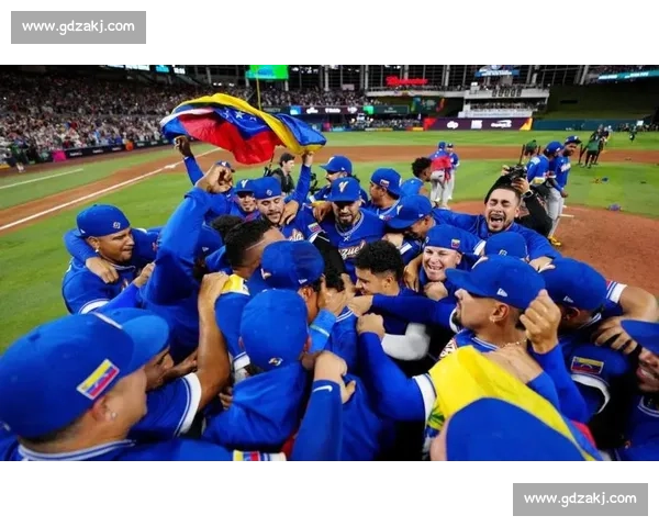 全球棒球联赛竞争激烈 新兴球队崛起引发体育界关注